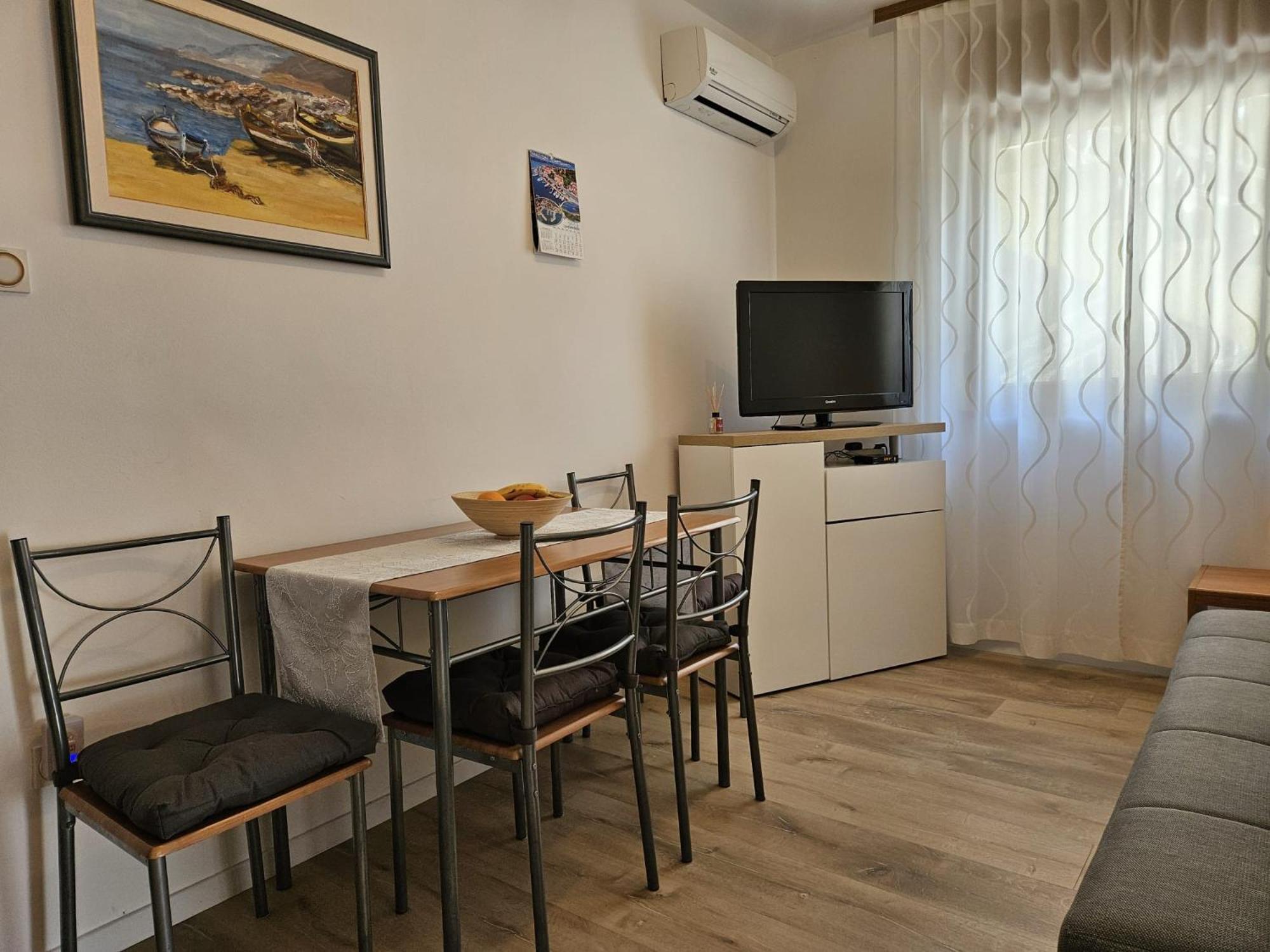 Apartments Andrea Malinska Luaran gambar