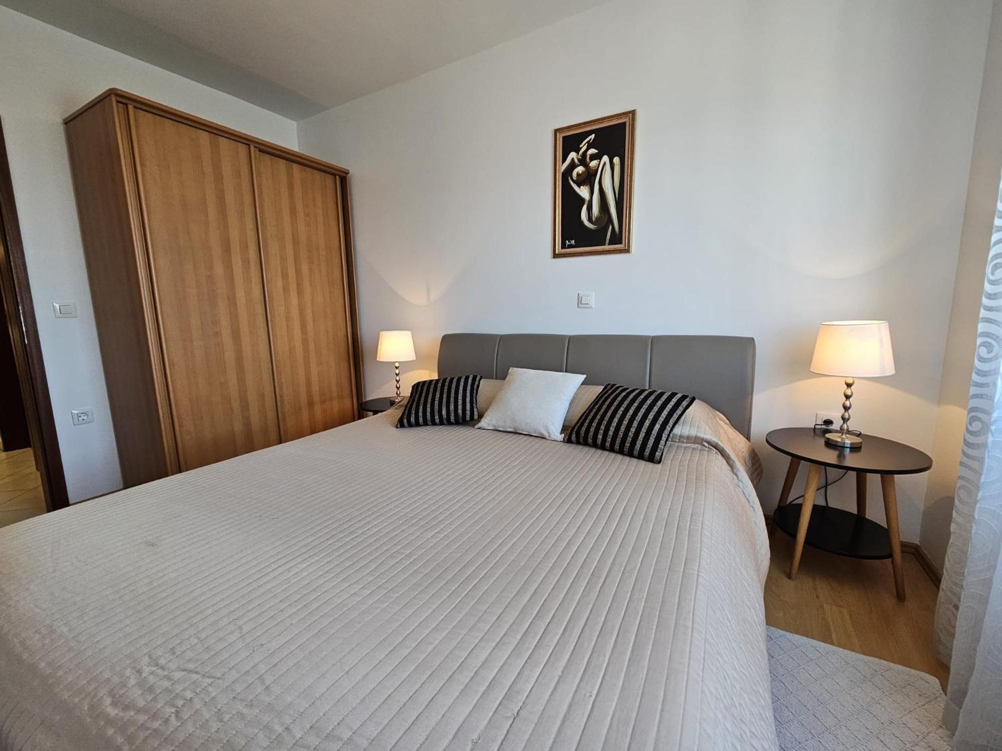 Apartments Andrea Malinska Luaran gambar