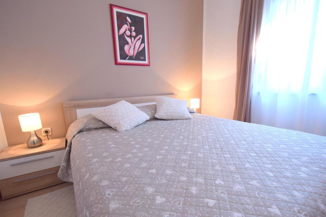 Apartments Andrea Malinska Luaran gambar